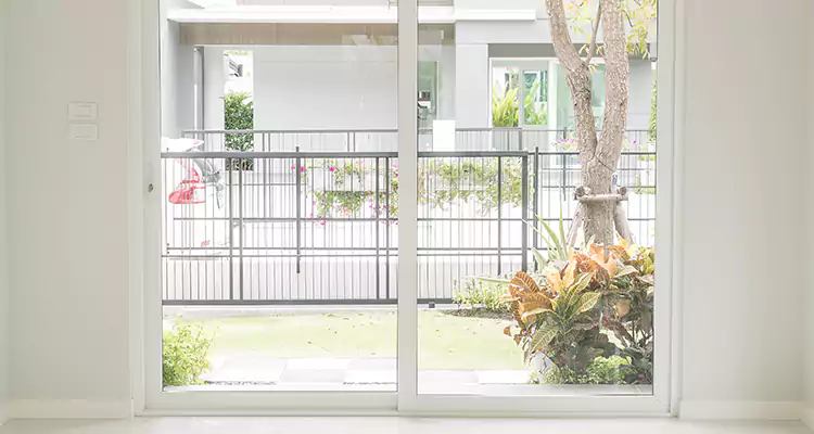 Balcony Screen Door Repair in Boca Raton, FL