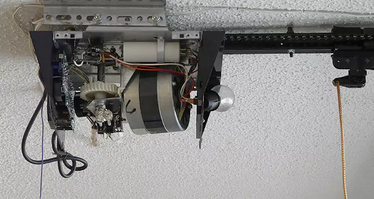 Emergency Garage Door Opener Repair in Boca Raton, FL