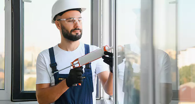 Retractable Screens Repair for Patio in Boca Raton, FL
