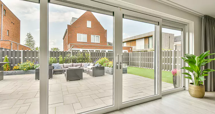 Best Sliding Screen Door Replacement Company in Boca Raton, FL
