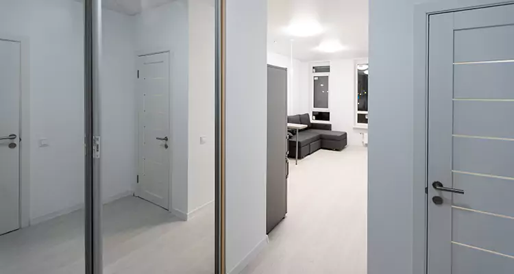 Modern Mirrored Closet Doors Repair in Boca Raton, FL
