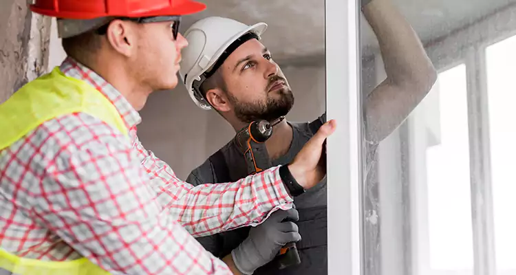 Sliding Patio Door Sticking? Expert Repair in Boca Raton, FL.