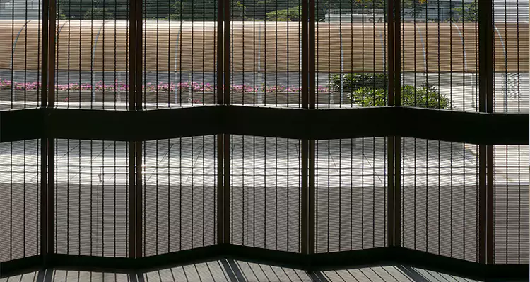 Front Screen Door Repair in Boca Raton, FL