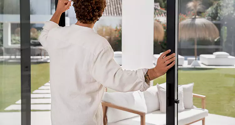 Sliding Screen Door Maintenance for Closing Issues in Boca Raton, FL